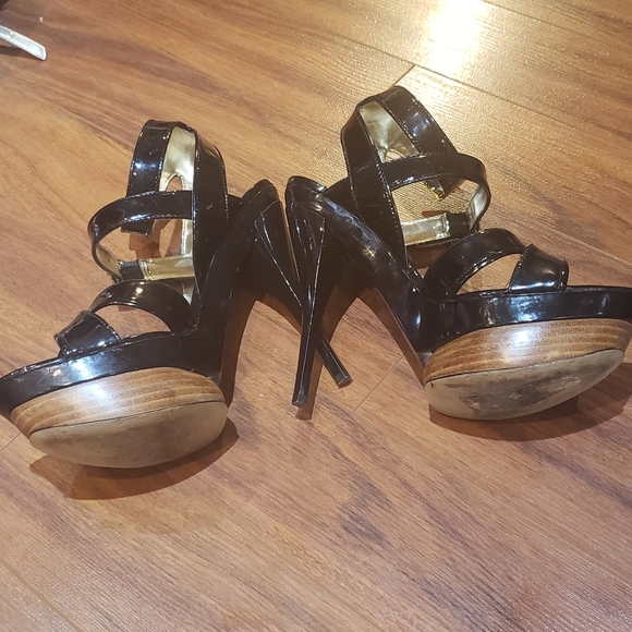 PRICE DROP! 💥 BEBE strappy heels - Picture 5 of 5